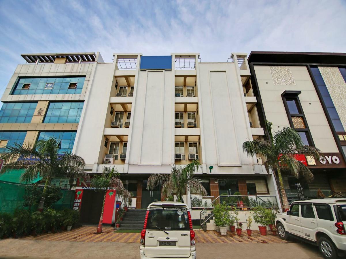 Capital O 32619 Hotel Sugar Palm Gwalior Buitenkant foto