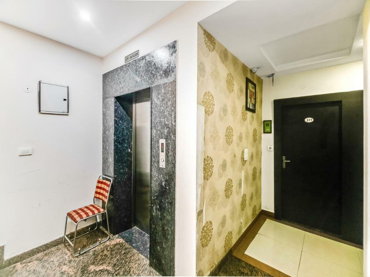 Capital O 32619 Hotel Sugar Palm Gwalior Buitenkant foto